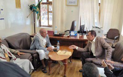 الأستاذ/ وحيد الكبسي يعقد اجتماع مع مدير عام الوحدة التنفيذية لضريبة مبيعات القات الجديد