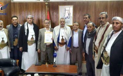 مكافحة الفساد تتسلم إقرار القائم بأعمال رئيس مصلحة الضرائب والجمارك