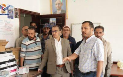 القائم بأعمال رئيس مصلحة الضرائب والجمارك يؤكد أهمية تطوير الخدمات وتبسيط الإجراءات للمواطنين