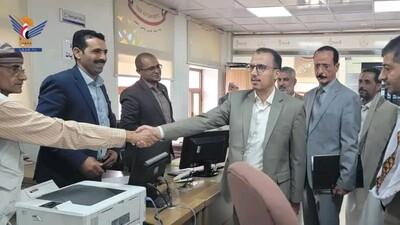 القائم بأعمال رئيس مصلحة الضرائب والجمارك يطلع على العمل في وحدتي كبار المكلفين والتحريات